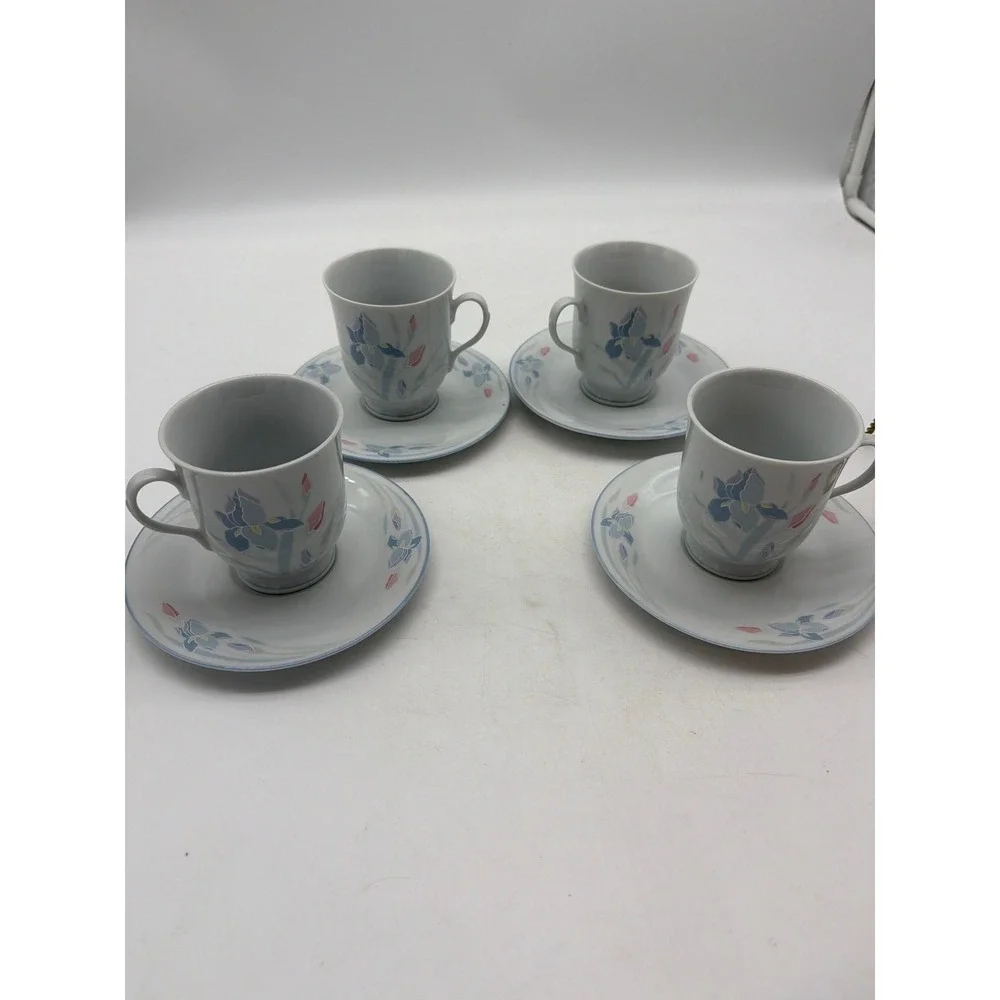 FRESH FLOWERS BY EXCEL IRIS PATTERN FOOTED CUP AND SAUCER SET of‎ 4